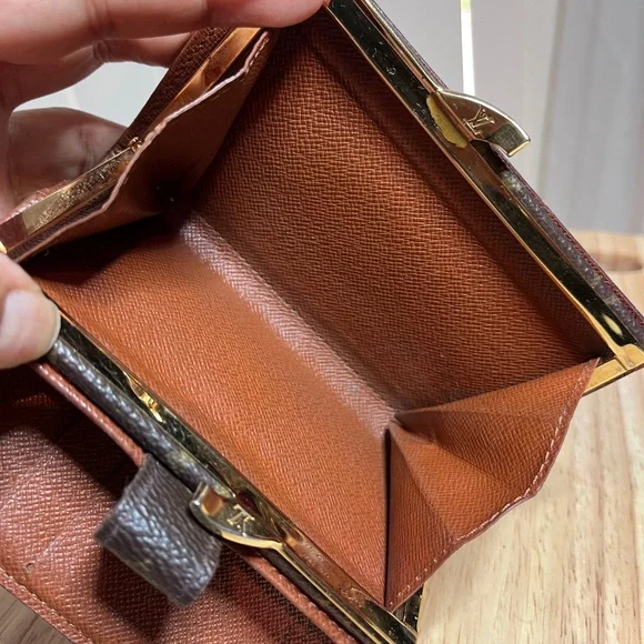 Louis Vuitton Brown Monogram Snap Wallet Snappy - Picture 9 of 17